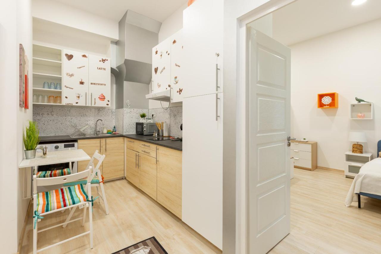 Apartment Colourful Budapest Eksteriør billede
